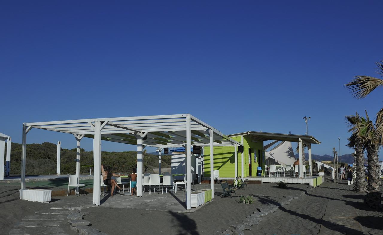 La Serra Holiday Village & Beach Resort Baia Domizia Exterior photo