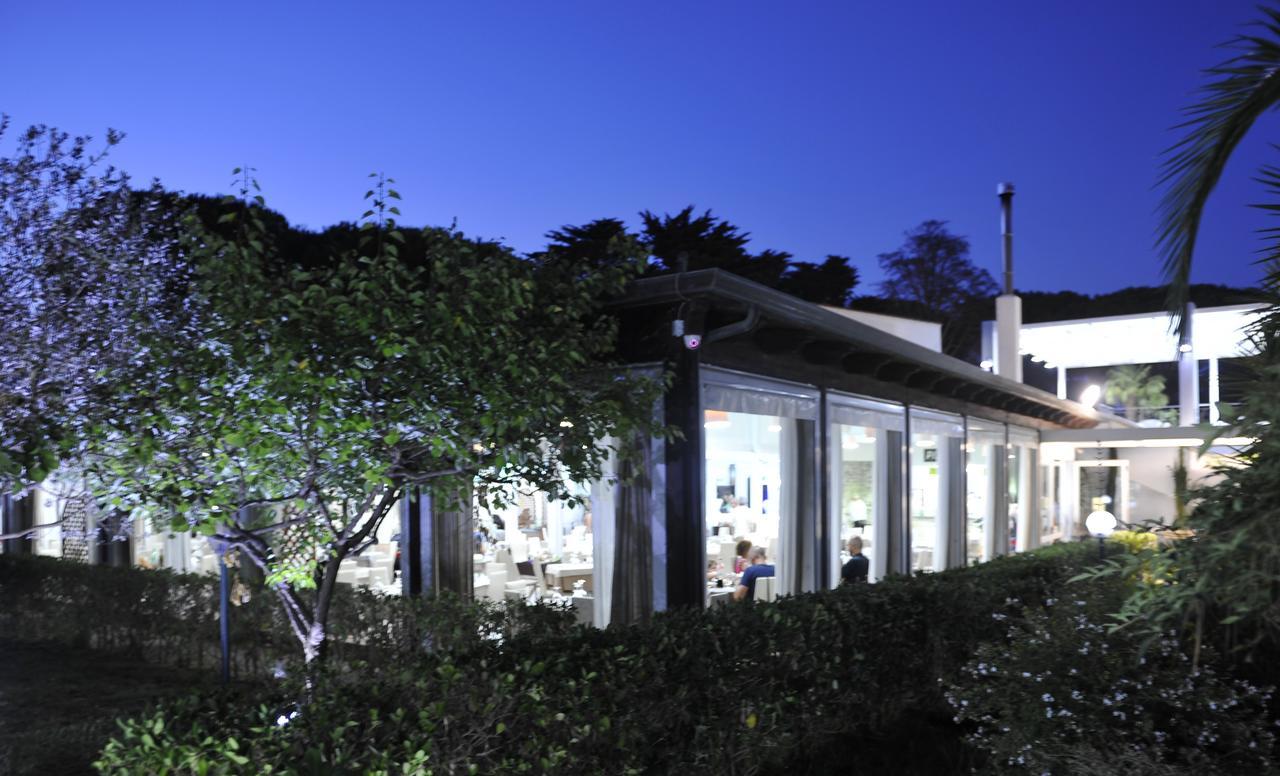 La Serra Holiday Village & Beach Resort Baia Domizia Exterior photo