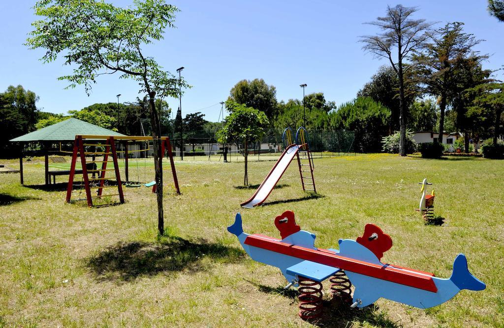 La Serra Holiday Village & Beach Resort Baia Domizia Exterior photo